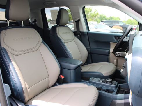 New 2026 Ford Maverick Lariat w/ 4K Tow Package AWD/4WD image 8