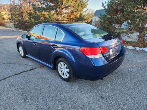 Used 2011 Subaru Legacy 2.5i Premium image 13