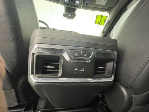 Used 2024 GMC Sierra 2500 Denali w/ Denali Reserve Package AWD/4WD image 12
