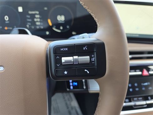 New 2025 Hyundai Santa Fe Limited image 28