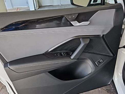 New 2026 Volkswagen Tiguan SE AWD/4WD image 26