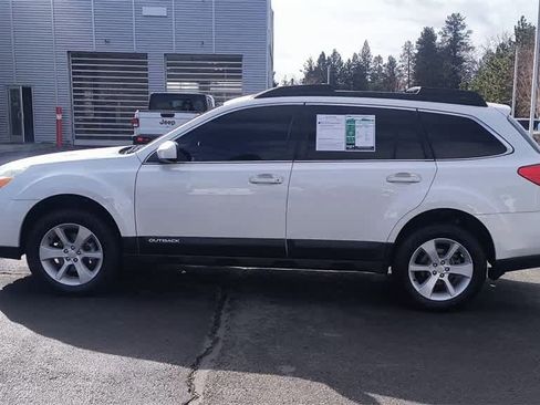 Used 2013 Subaru Outback 2.5i Premium image 5