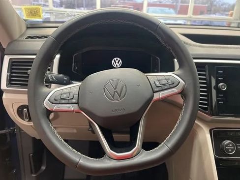 Used 2023 Volkswagen Atlas SE w/ Black Wheel Package AWD/4WD image 22