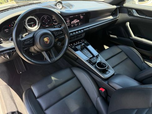 Certified 2021 Porsche 911 Carrera RWD image 4