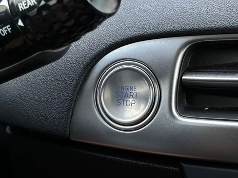Used 2025 Hyundai Palisade SEL FWD image 30