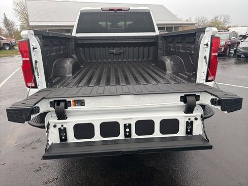 New 2026 Chevrolet Silverado 3500 LT w/ Trail Boss Package image 25