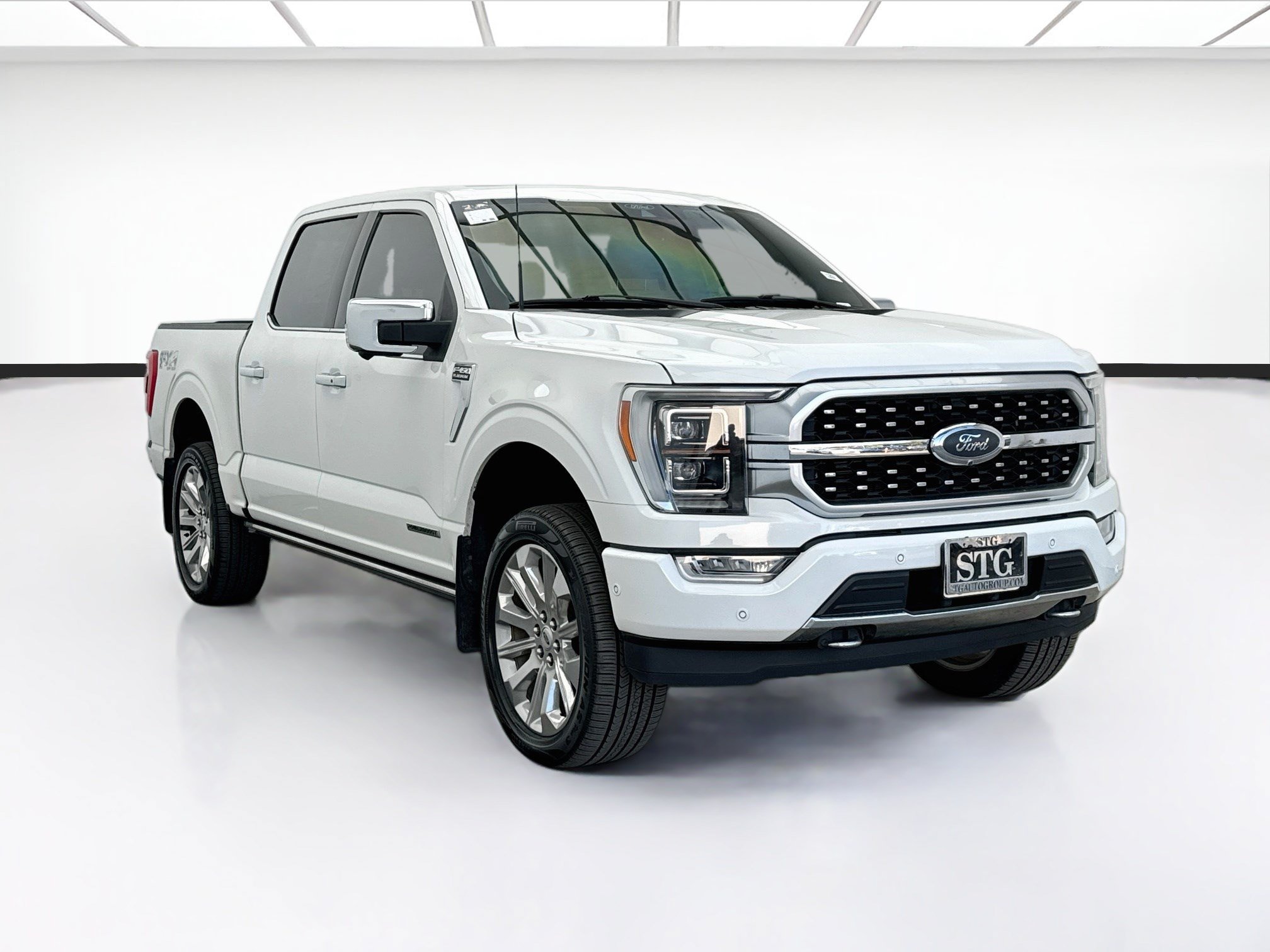 Used 2021 Ford F150 Platinum w/ Equipment Group 701A High AWD/4WD image 3