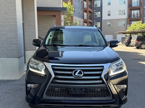 Used 2014 Lexus GX 460 w/ Premium Package AWD/4WD image 8