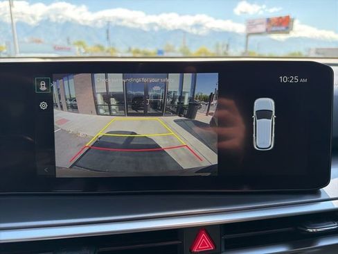Certified 2025 Kia Sorento S w/ Panoramic Sunroof Package AWD/4WD image 17