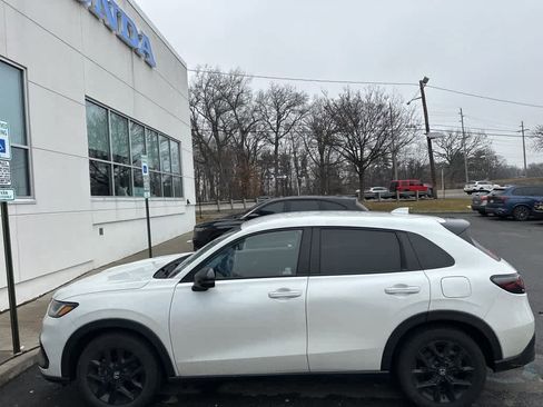 Used 2023 Honda HR-V Sport image 23