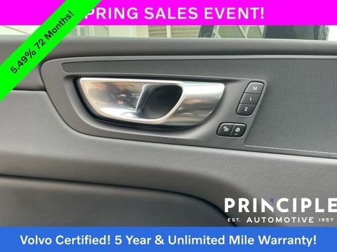 Certified 2025 Volvo XC60 B5 Core image 29