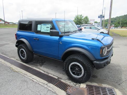 Used 2024 Ford Bronco Black Diamond w/ Sasquatch Package image 4