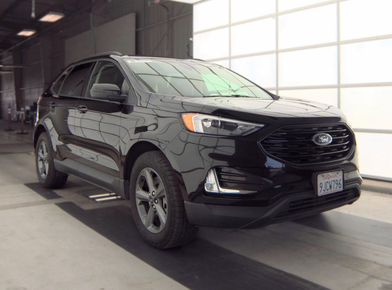 Used 2023 Ford Edge SEL w/ Sport Appearance Package AWD/4WD image 3