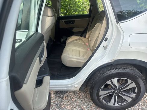 Used 2017 Honda CR-V LX image 17