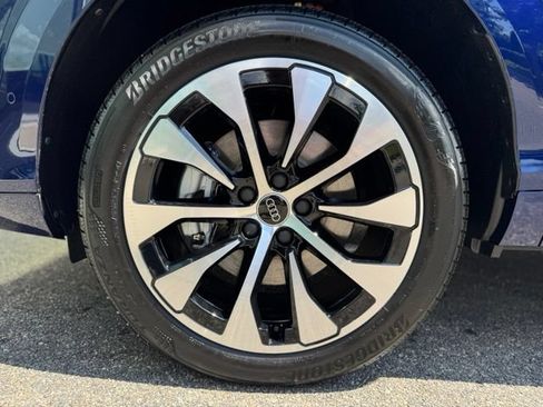 New 2026 Audi Q3 quattro 2.0T AWD/4WD image 8