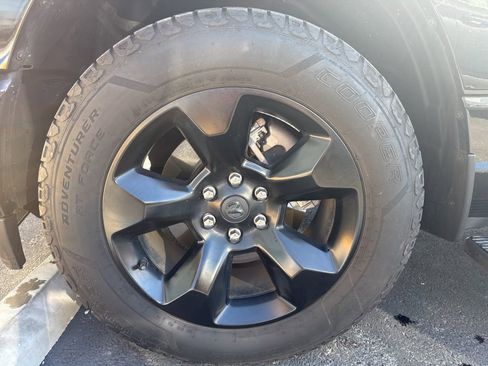 Used 2019 RAM 1500 Big Horn image 5