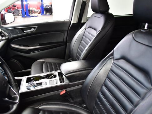 Used 2022 Ford Edge SEL w/ Convenience Package AWD/4WD image 11