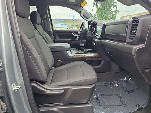 Certified 2025 GMC Sierra 1500 Elevation AWD/4WD image 11