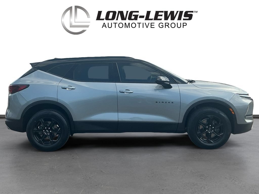 Used 2024 Chevrolet Blazer LT w/ Convenience Package FWD image 8