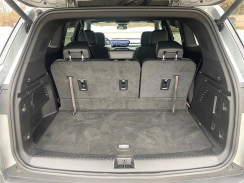 Certified 2025 Buick Enclave Preferred image 18