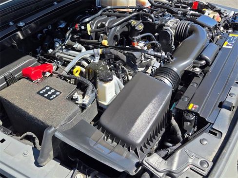 Used 2023 Jeep Wrangler Sport S image 23
