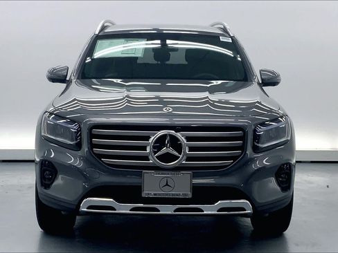 Used 2026 Mercedes-Benz GLB 250 image 3