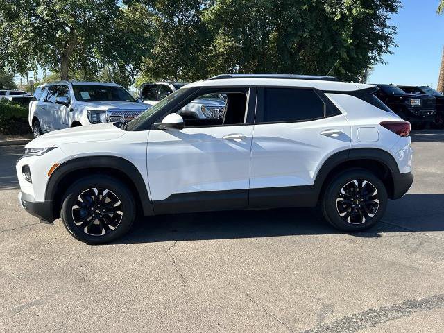 Used 2022 Chevrolet TrailBlazer LT w/ Driver Confidence Package AWD/4WD image 4