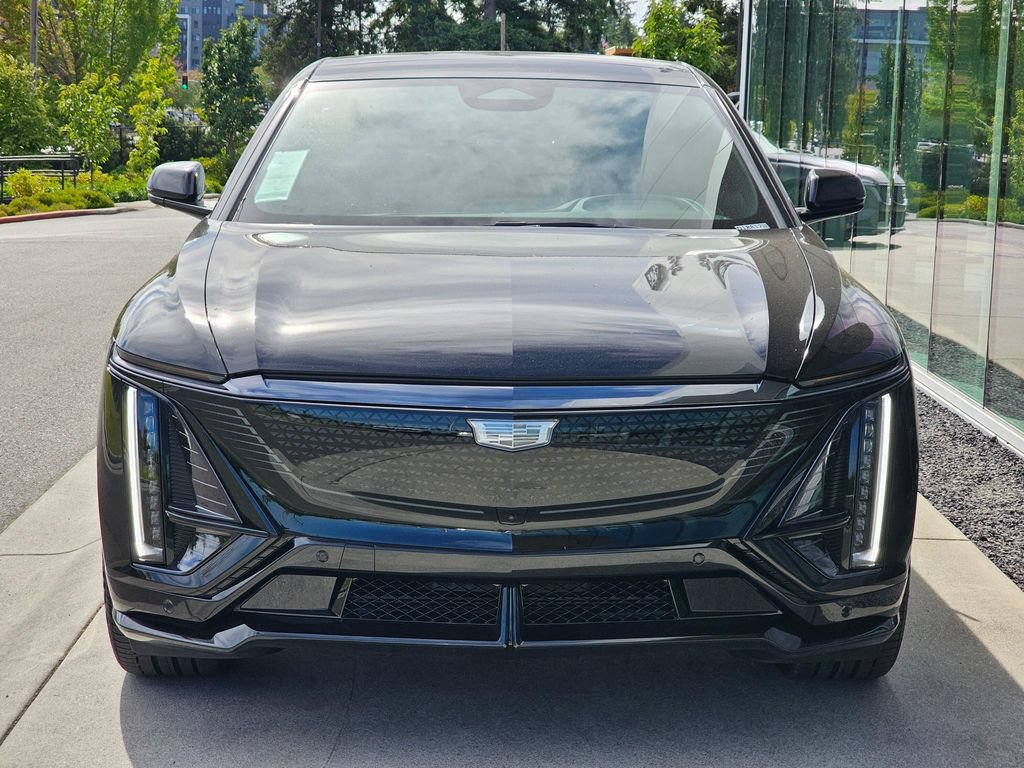 New 2026 Cadillac Lyriq V AWD/4WD image 8