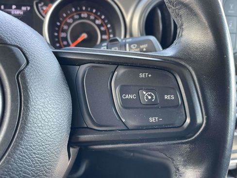 Used 2019 Jeep Wrangler Unlimited Sport S AWD/4WD image 21