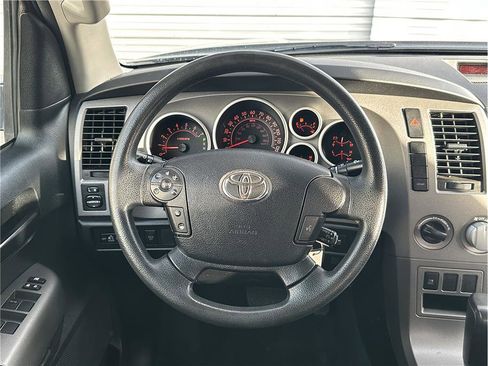 Used 2011 Toyota Tundra 4x4 Double Cab image 17