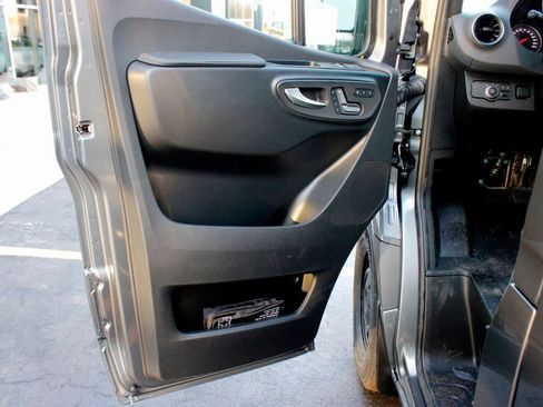 Used 2026 Mercedes-Benz Sprinter 2500 image 11