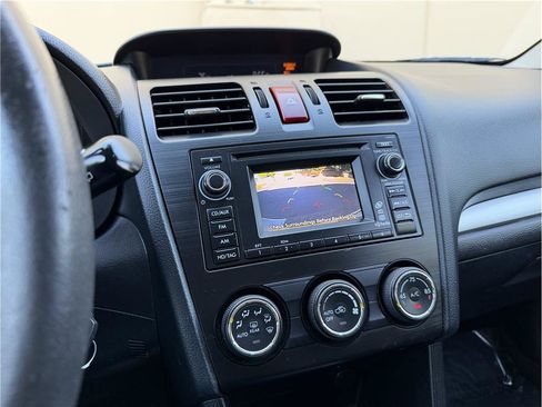 Used 2014 Subaru Crosstrek 2.0i Limited AWD/4WD image 12