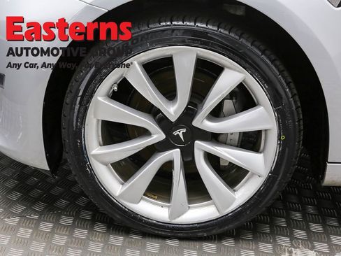 Used 2018 Tesla Model 3 Long Range image 29