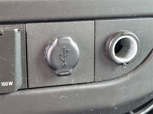 Used 2019 GMC Savana 3500 Extended w/ Driver Convenience Package image 16