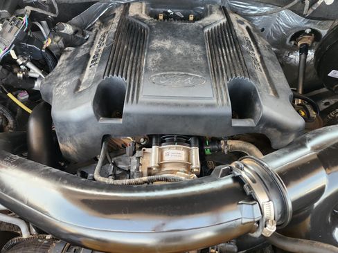 Used 2018 Ford Expedition Max Limited w/ Equipment Group 301A RWD image 31