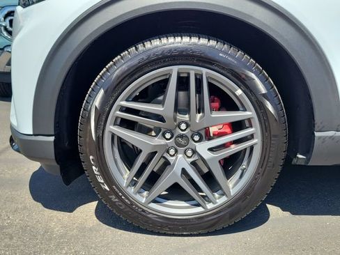 Used 2026 Ford Explorer ST-Line w/ ST-Line Street Pack RWD image 24
