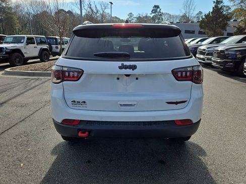 New 2026 Jeep Compass Trailhawk w/ Sun, Sound & Navigation Group image 20