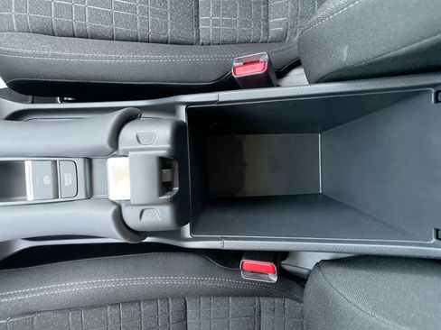 Certified 2024 Honda HR-V LX image 20