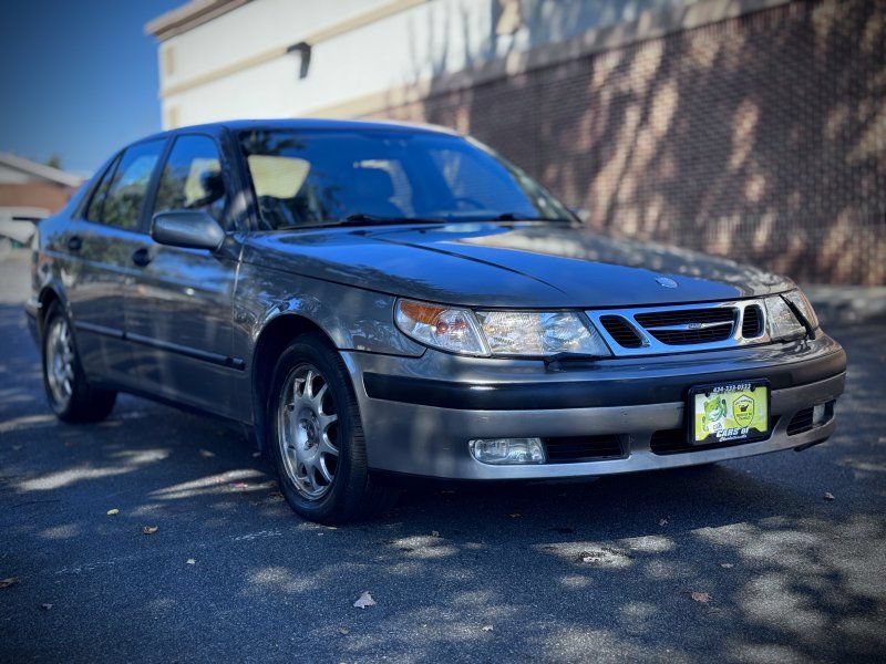 Used 2001 Saab 9-5 2.3T FWD image 1