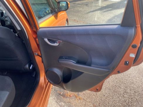 Used 2011 Honda Fit Sport image 19