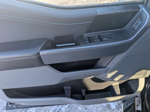 Used 2022 Ford F150 XLT w/ Equipment Group 302A High image 13