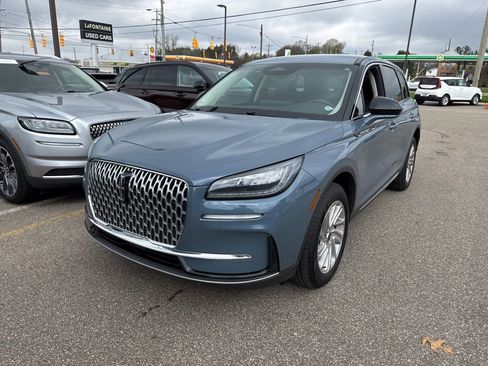 Used 2023 Lincoln Corsair AWD image 1