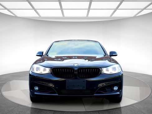 Used 2015 BMW 335i Gran Turismo xDrive image 2