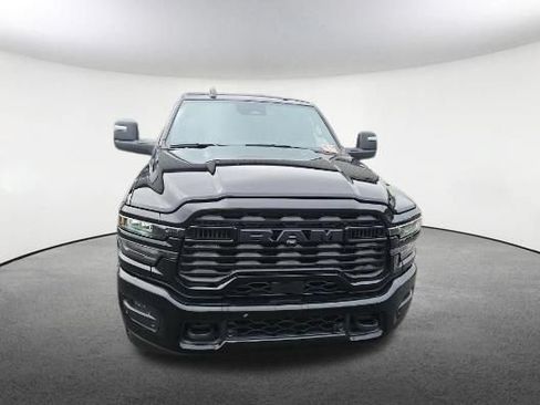 Used 2025 RAM 2500 Big Horn AWD/4WD image 2