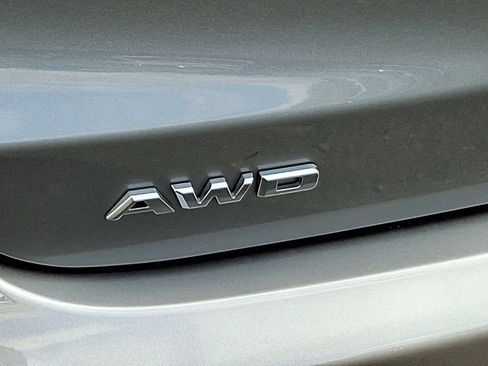 Used 2023 Cadillac XT6 Premium Luxury image 31