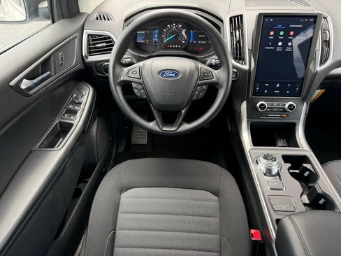 Used 2024 Ford Edge SE AWD/4WD image 28