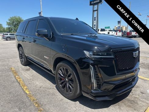 Used 2024 Cadillac Escalade V w/ LPO, ONYX Package AWD/4WD image 1