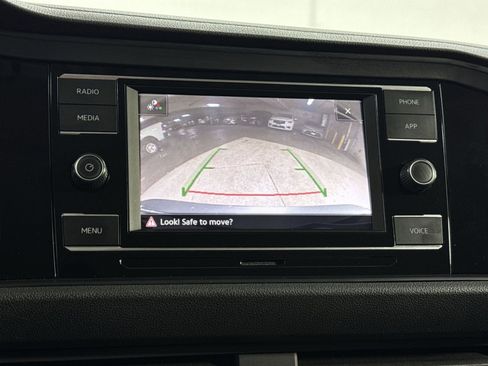 Used 2024 Volkswagen Jetta SE image 23