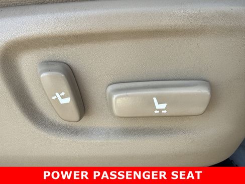 Used 2014 Toyota 4Runner Limited image 17