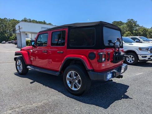Used 2020 Jeep Wrangler Unlimited Sahara AWD/4WD image 6